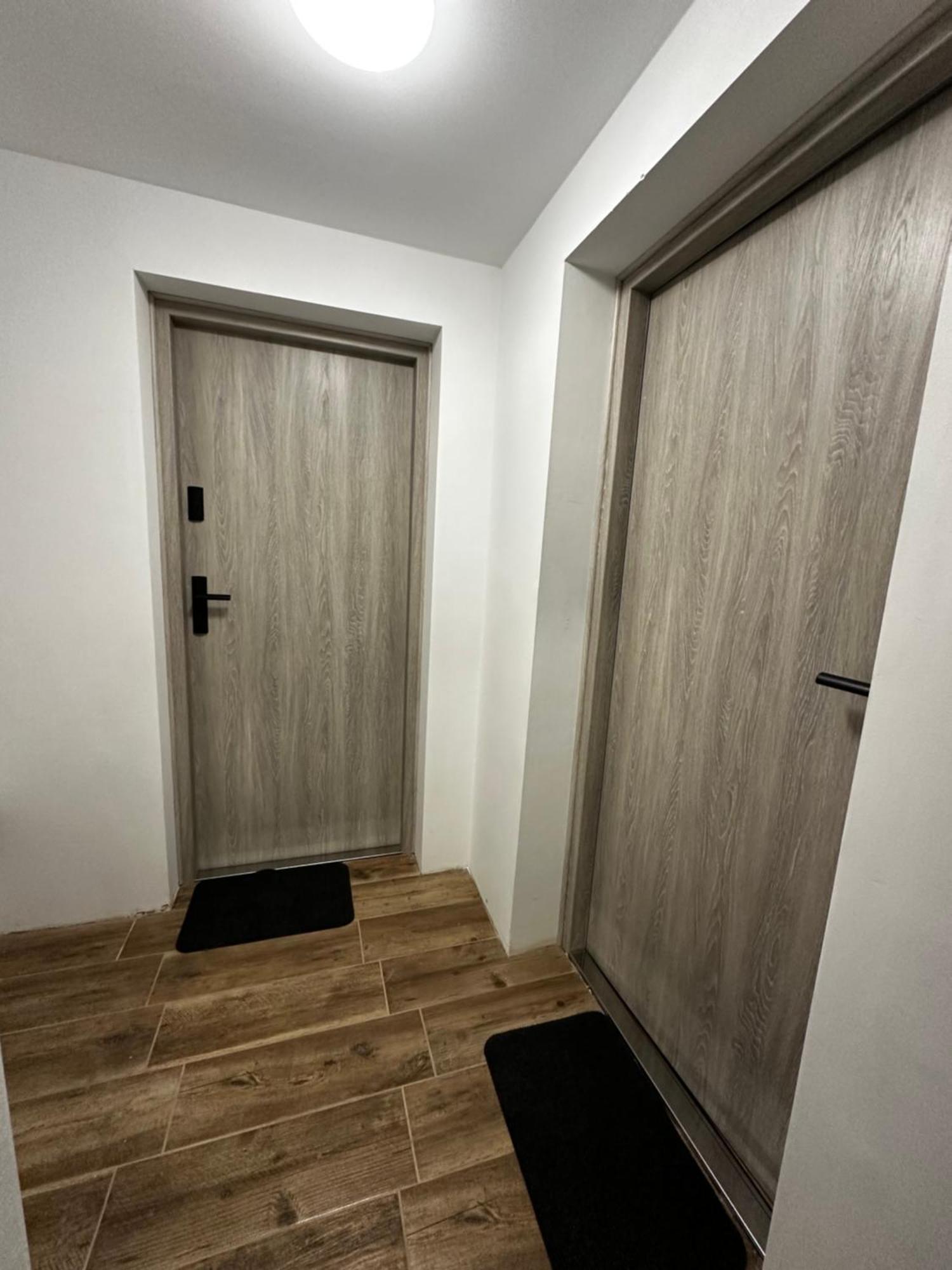Niron Apartament Dabrowskiego Schneidemühl Exterior foto